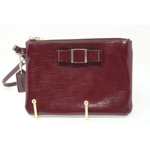Coach Darcy Patent Bow Small Wristlet Sherry Burgundy‎ Silver Tone Textured